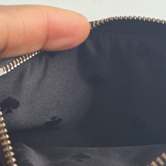 Kate Spade Womens Cameron Black Beige Saffiano Leather Keychain Card Wallet - Picture 5 of 8